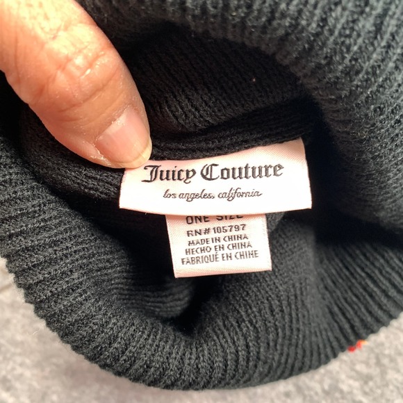 Juicy Couture Women's OS Black Rainbow Patch Beanie Hat NWT Fall/Winter - Picture 3 of 5